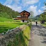 Casa Tiziano E Nila Lägenhet *