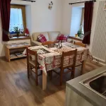 Casa Tiziano E Nila Lägenhet Santo Stefano Di Cadore